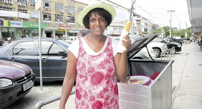 exemplos de pessoas que ganham a vida vendendo geladinho