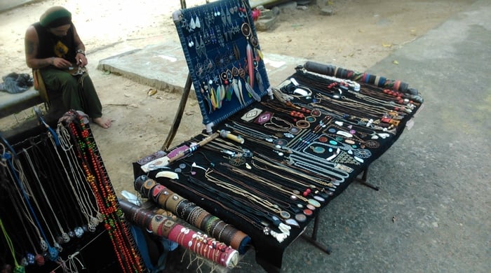 Como vender artesanato na rua