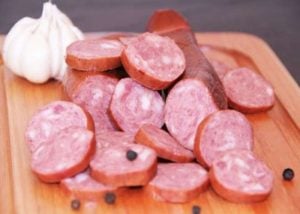 Como é feita a calabresa? Entenda o processo passo a passo!